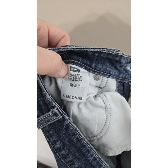 Levis Womens Low Rise Too Superlow Denim Skinny Jeans Medium Wash Size Medium - Picture 4 of 7